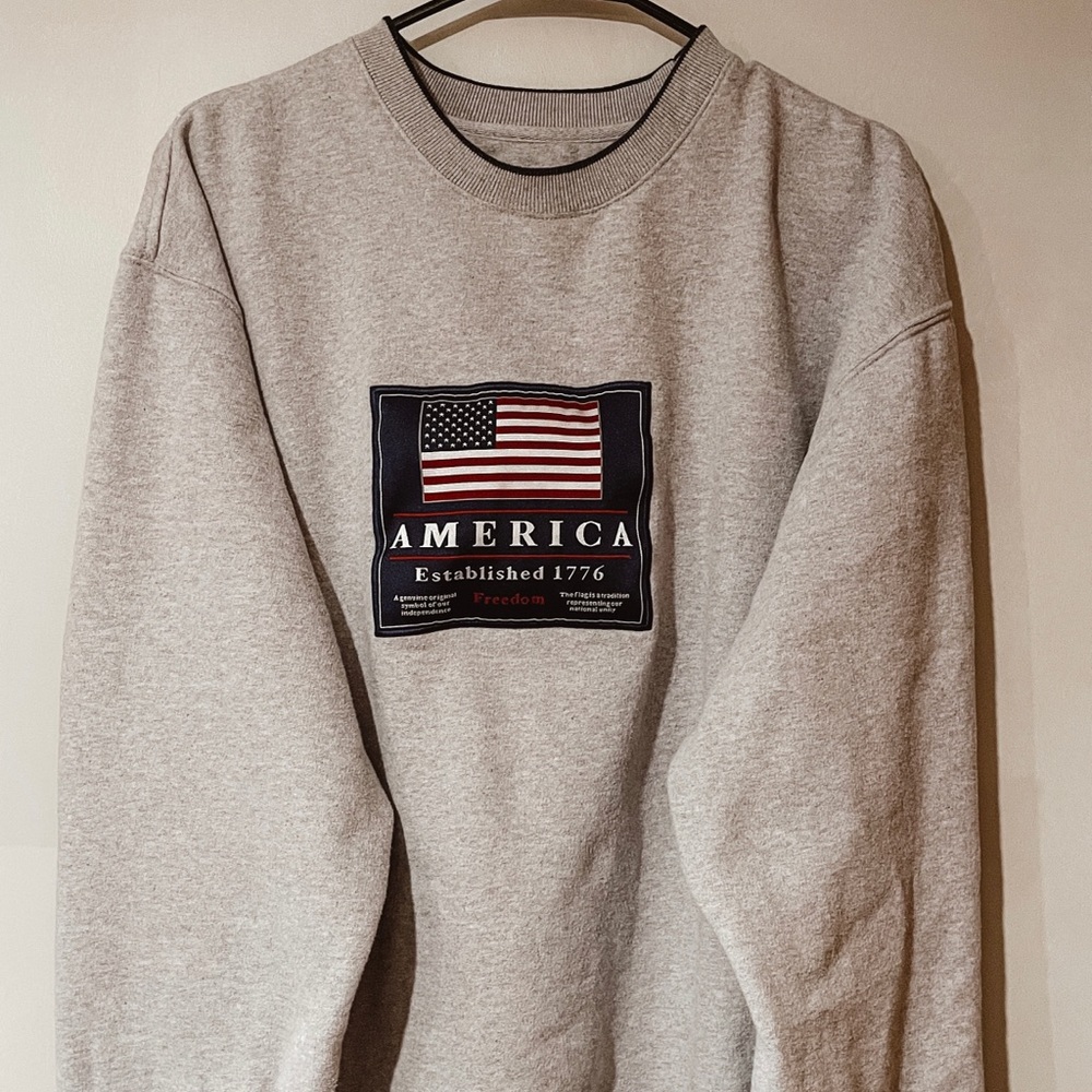 Croft & Barrow Grey Sweatshirt